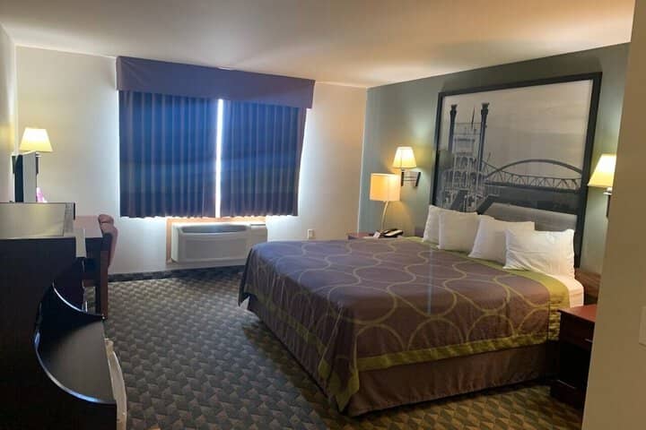Room 12 of 31
