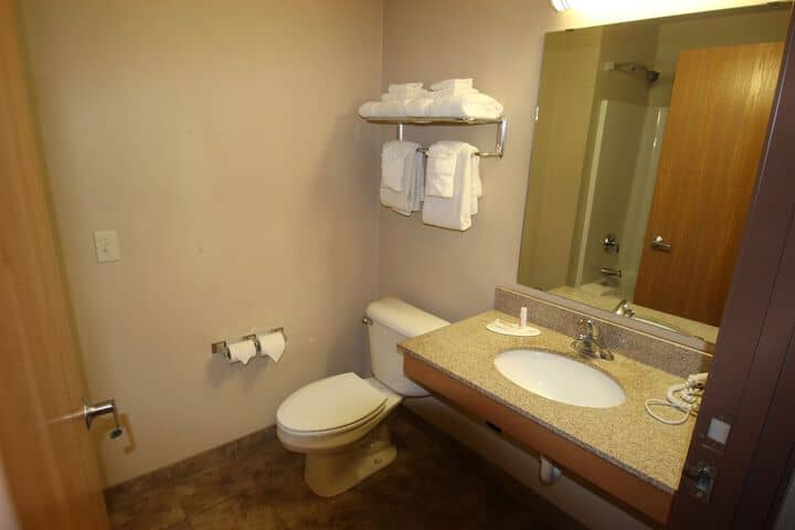 Room 18 of 31